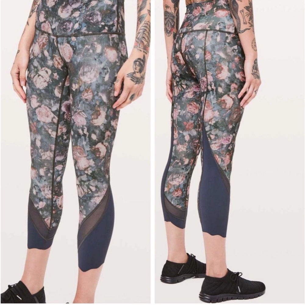 🌸 Lululemon Wunder Under Crop Scallop Frosted Rose Size 6 🌸
